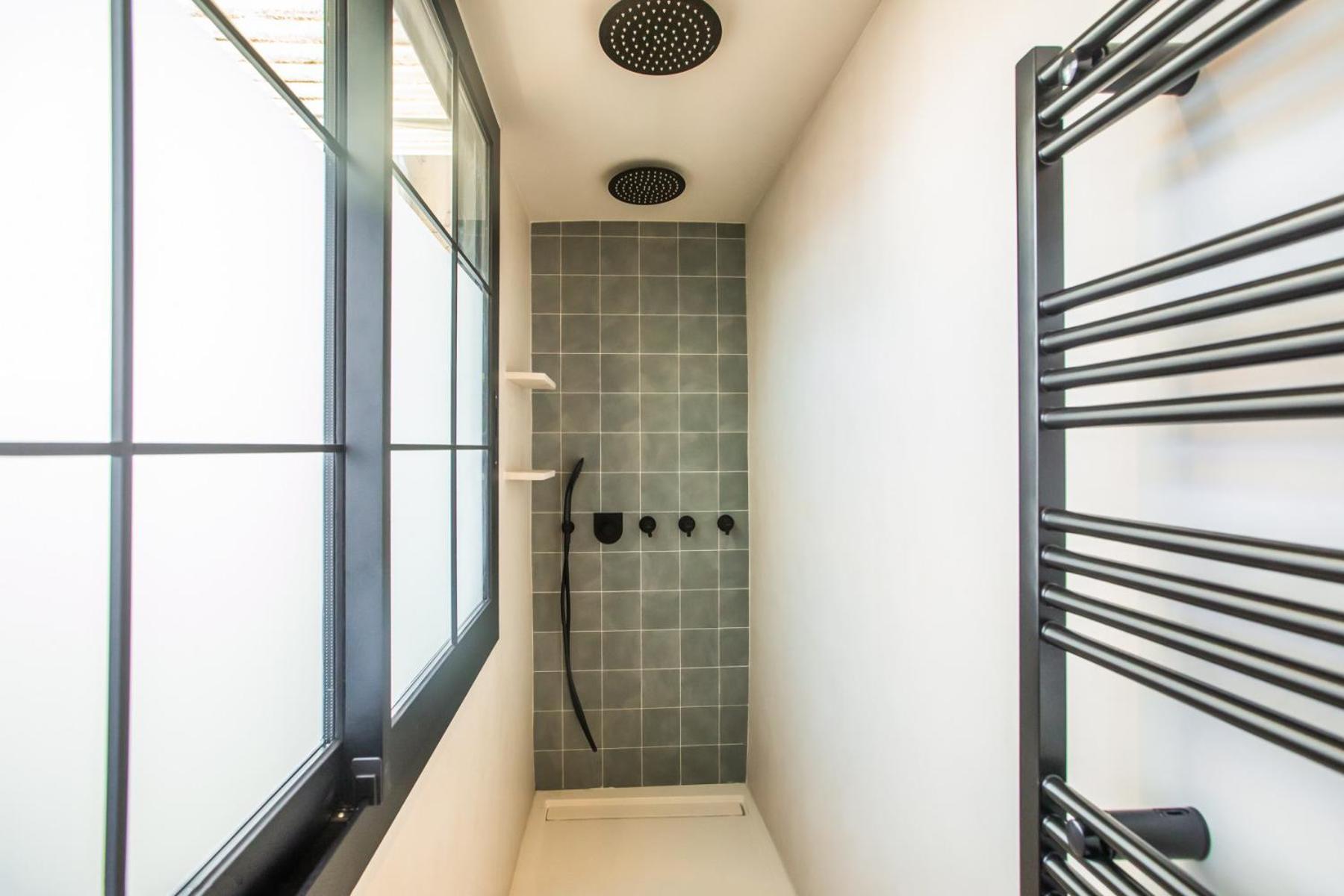 42par1049 - Super Bright 3br In Sant Antoni Appartement Barcelona