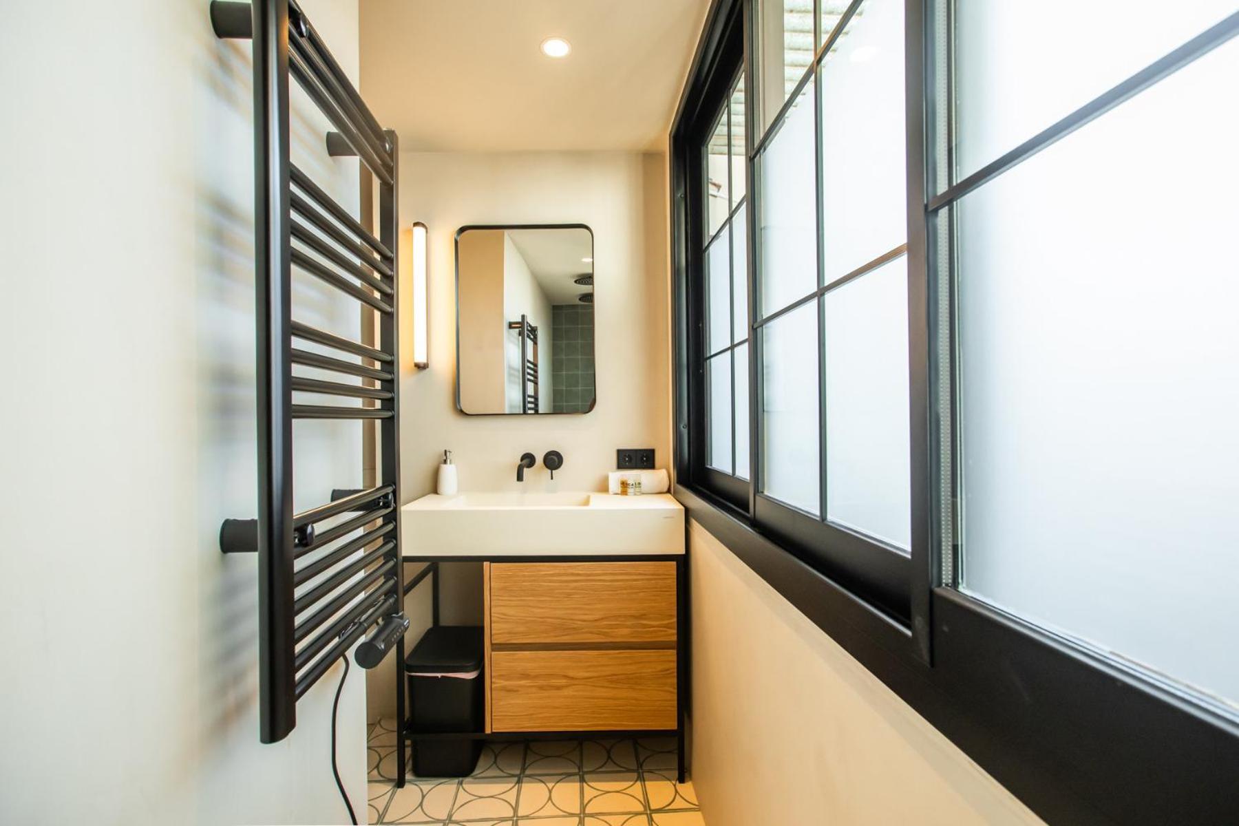 Appartement 42par1049 - Super Bright 3br In Sant Antoni Barcelona