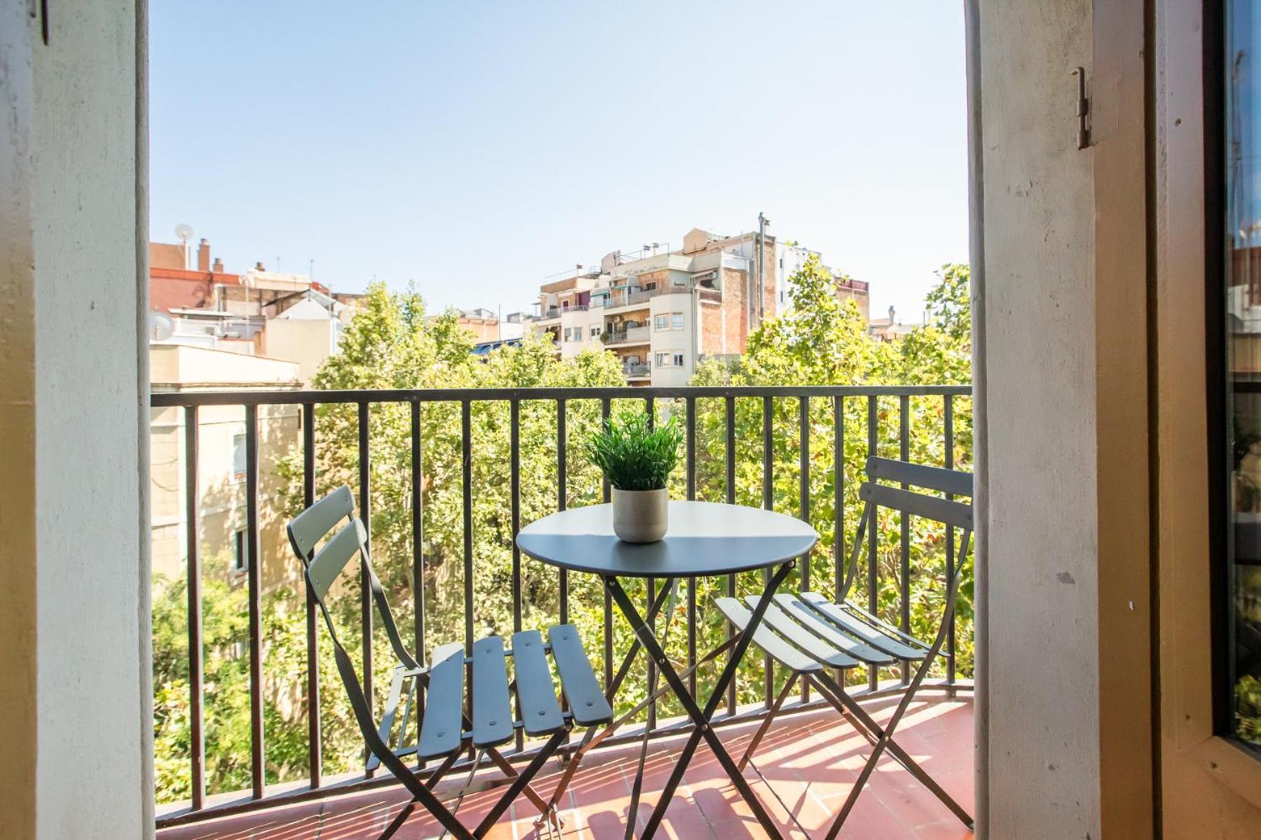 Appartement 42par1049 - Super Bright 3br In Sant Antoni *
